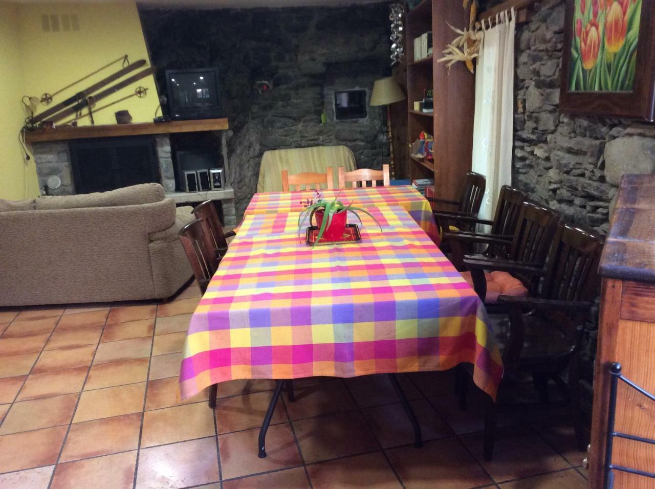 אריל לה ואל Casa Rural Era De Ferro מראה חיצוני תמונה